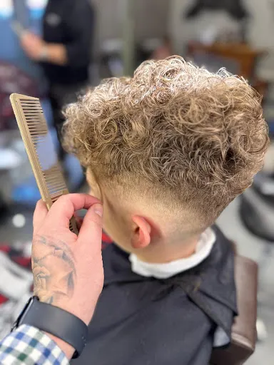 Fabryka Wizerunku. Fryzjer męski Barber Olsztyn